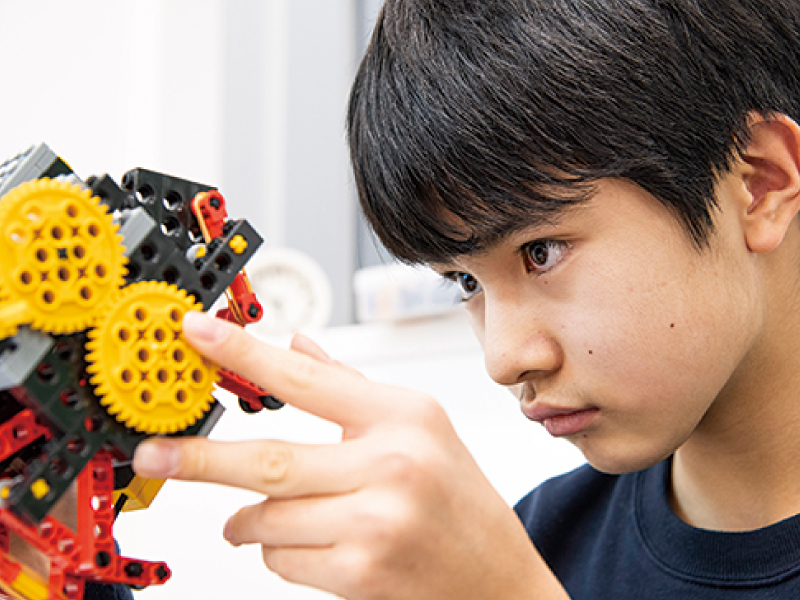 ロボット作りを通じて「やり遂げる力」を養う