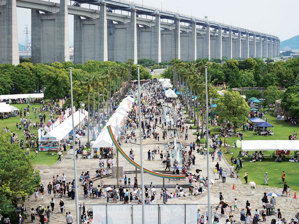 終了しました。毎年大人気のイベントが今年も開催！ 巨大な塩の滑り台やステージイベントなどお楽しみ満載『第28回 さかいで塩まつり』