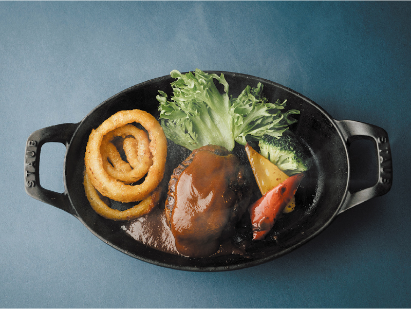 「グリル洋食＆ワイン Kitchen ROAD」こだわり洋食を味わいたい方やワインと料理を気軽に楽しみたい方に