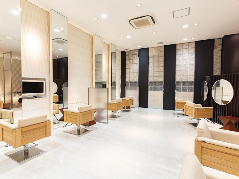 『VAN COUNCIL イオン綾川店 by Sakamoto　ヴァンカウンシル』幅広いスタイルに対応出来る本格派実力サロン！【香川県綾歌郡綾川町】