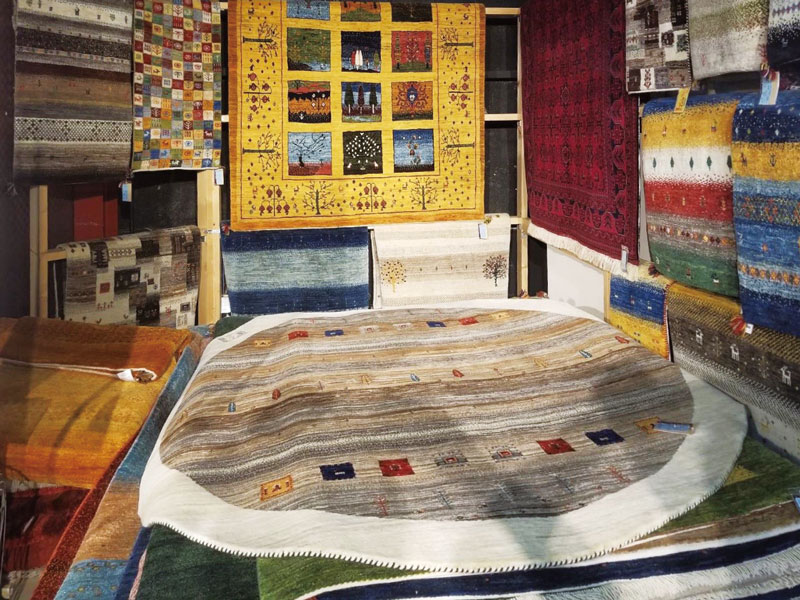 日本の四季にも対応できる機能性とオンリーワンのデザイン性で人気のギャッベがリーズナブルな価格で