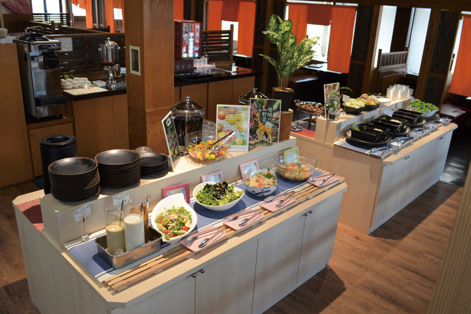 『天山閣 プラス上吉田店』新しくサラダバーが登場、上吉田店リニューアル！