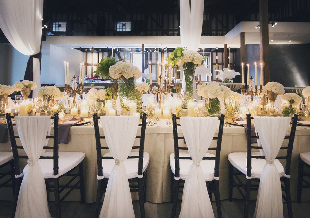 北浜アリーの倉庫をリノベートした空間で1日1組のオリジナルウエディングが叶う