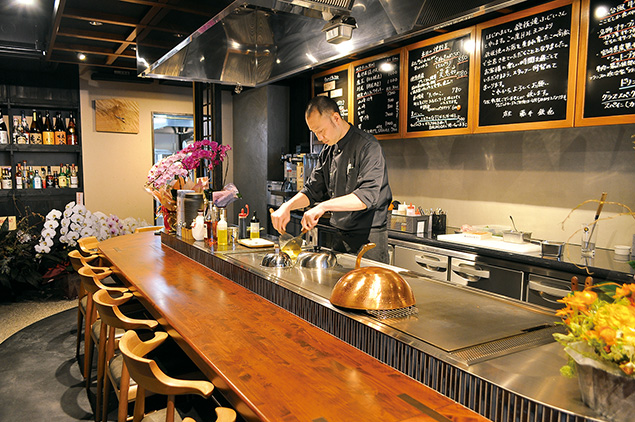 『鉄板焼 ふじいさん　テッパンヤキ フジイサン』落ち着いた空間で逸品を堪能できる鉄板焼専門店