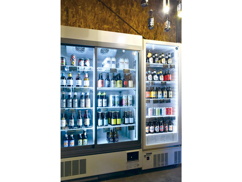 多種多様なクラフトビールを揃えた酒屋のビアバーがOPEN！