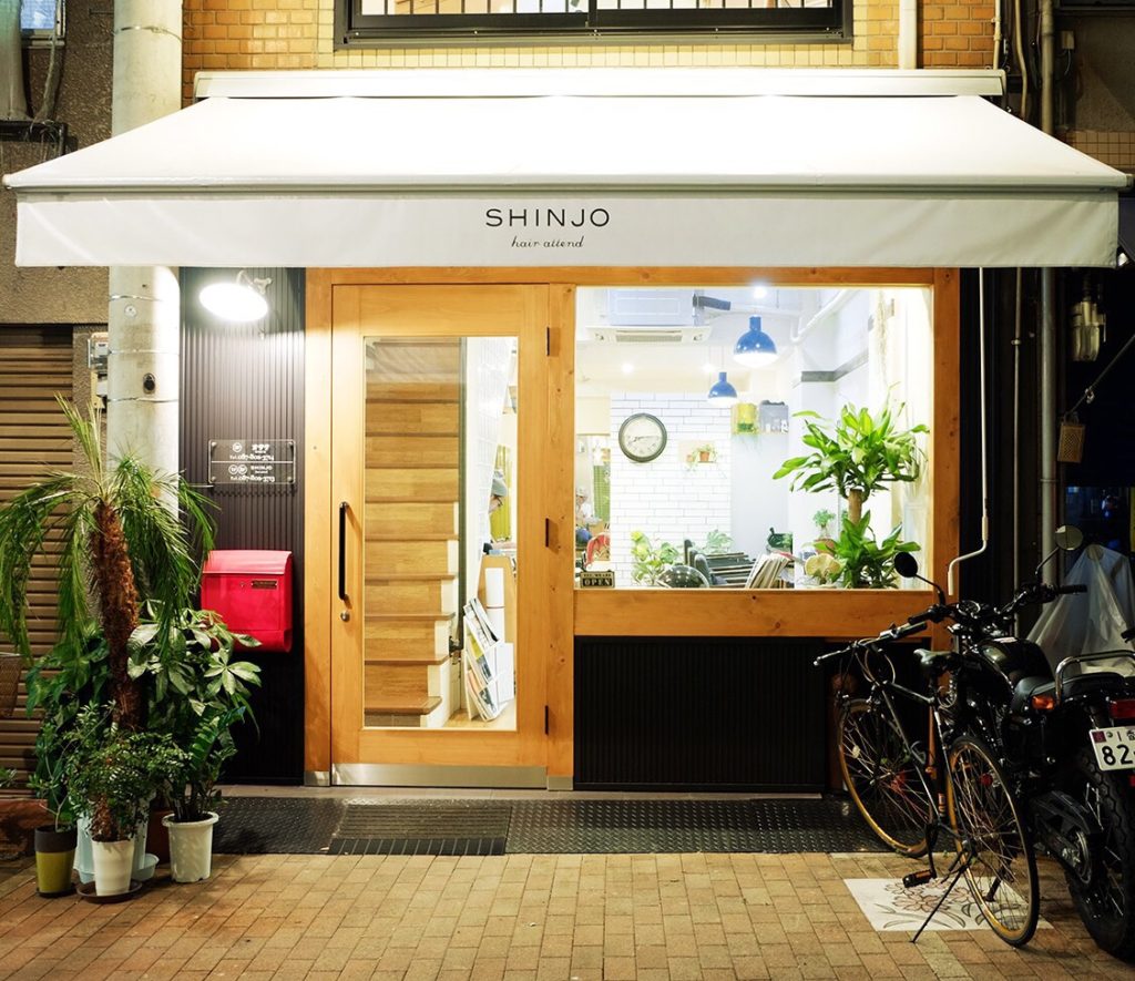 月曜日もＯＰＥＮ　ドリンクも充実☆リラックスできる隠れ家サロン