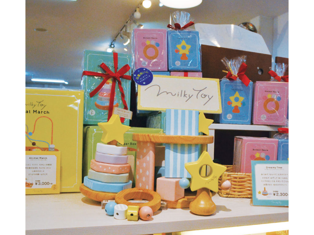 『SKILLET』「親子リンクコーデ」でお出掛け♪ ワクワクするアイテムが続々入荷中！