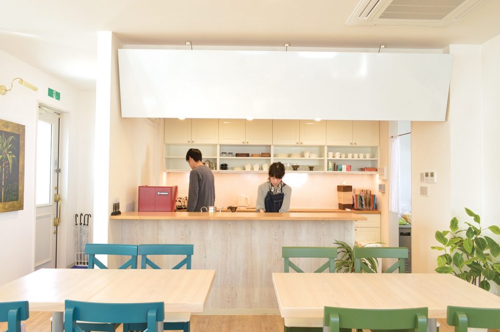 ユーリックホームが手掛ける居心地の良いリビングのようなカフェ