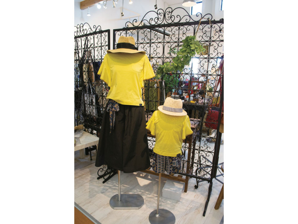 『SKILLET』「親子リンクコーデ」でお出掛け♪ ワクワクするアイテムが続々入荷中！