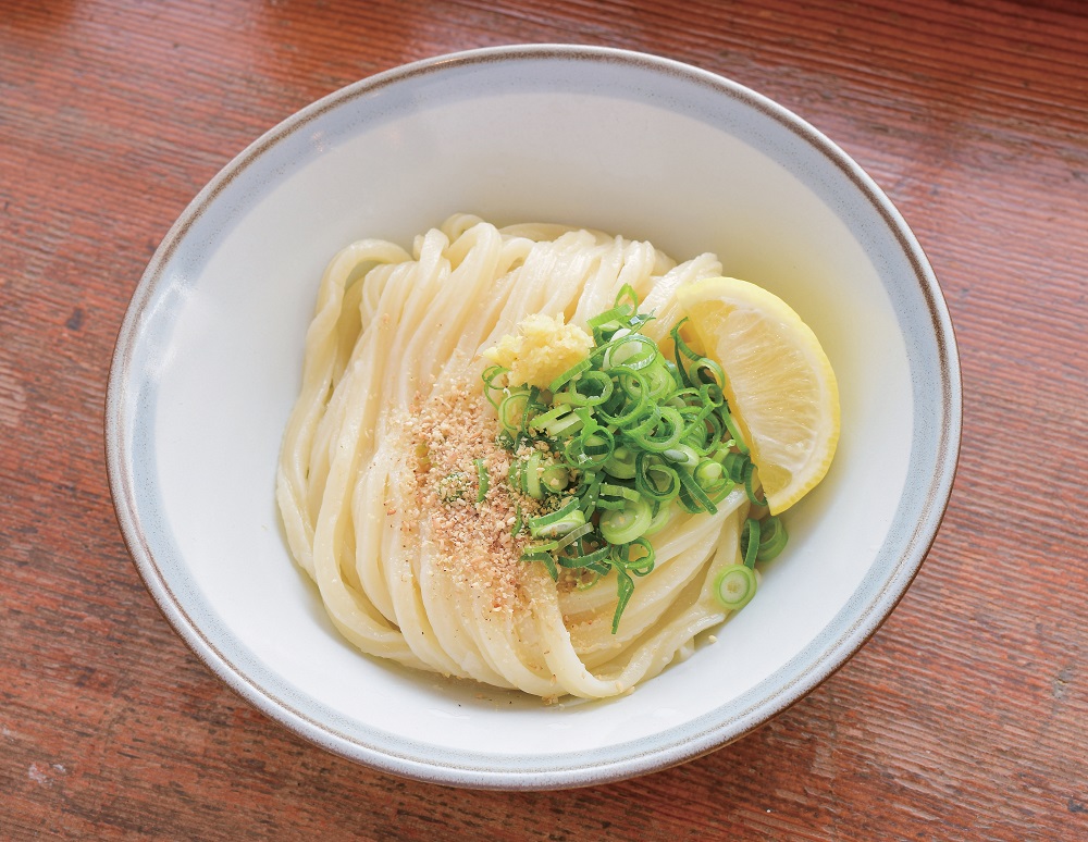 『中村うどん』100％手作業で生まれる丁寧な美味しさ！完全セルフ式で自分好みの一杯を味わおう