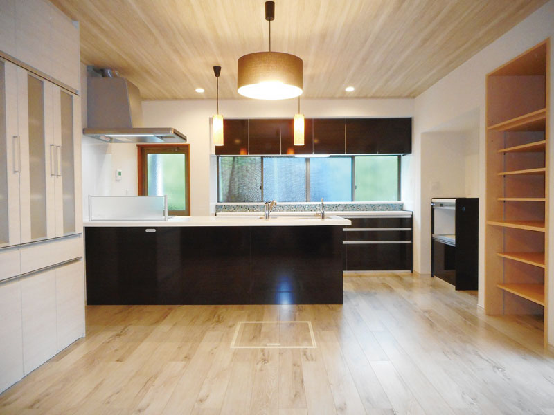 デザインリゾート株式会社