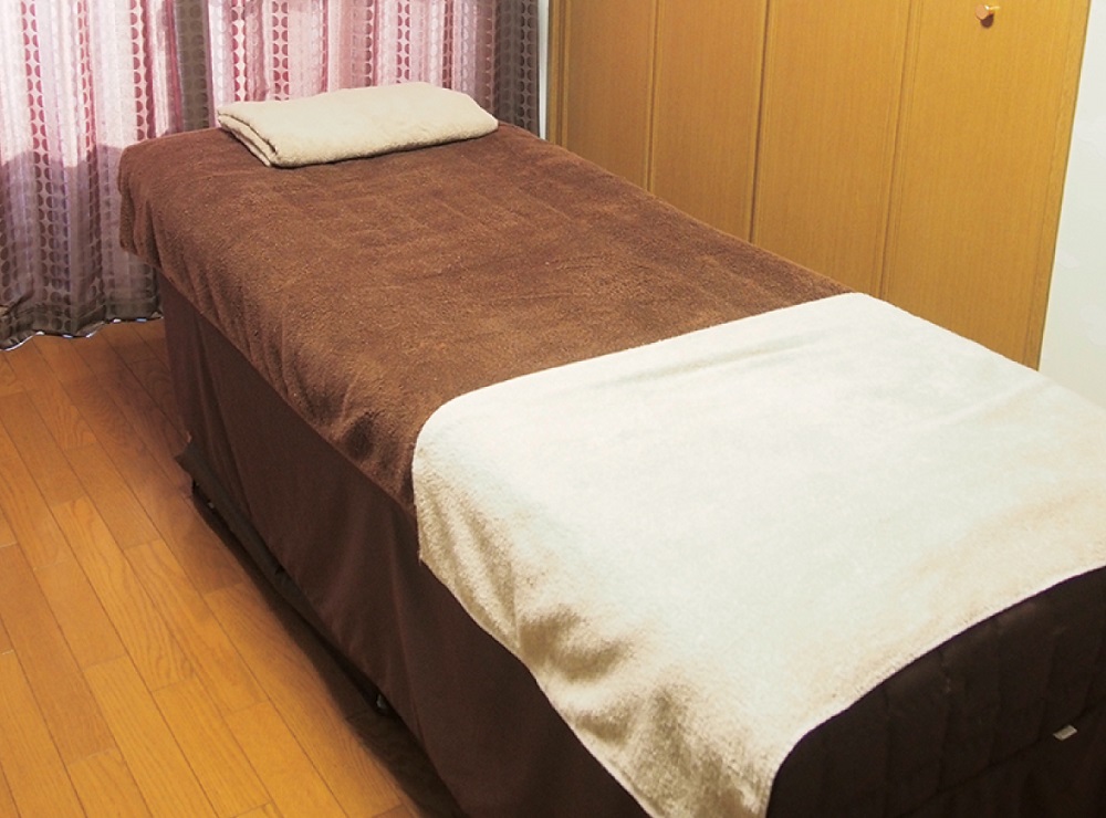 女性の悩みを経絡リンパマッサージで解消