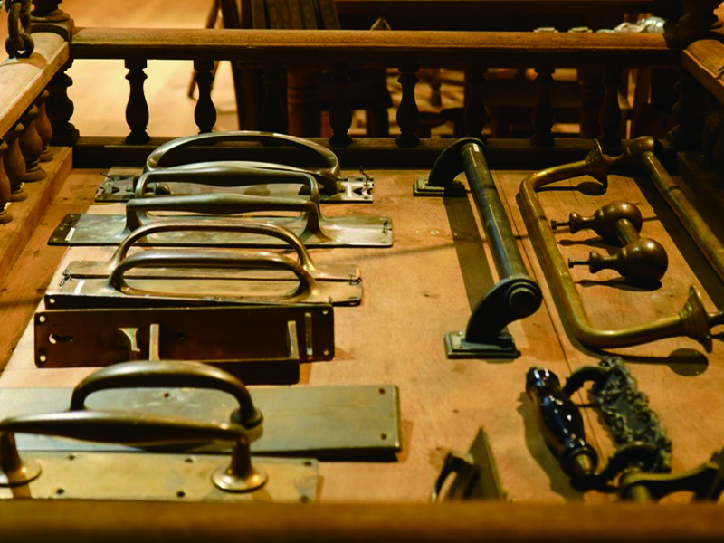 『ASSOCIATE FEATURES KOHAKU』お部屋のサイズにぴったりのオーダーが可能