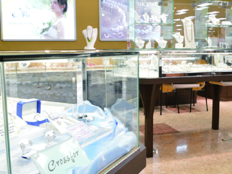 『JEWELRY＆WATCH OKADA フジグラン丸亀店』カジュアルデザインからオトナ女性にぴったりの時計まで