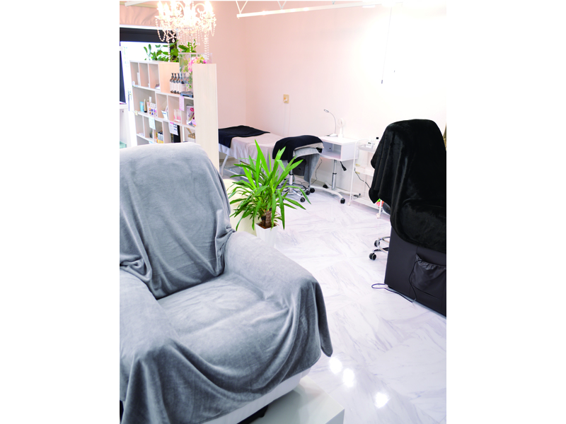 『EyeLash Salon cleaR』定額制で利用しやすいサロン