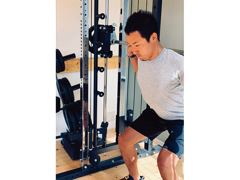 自然に囲まれたプライベートジムで理想のボディメイク！