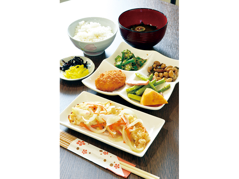 人とふれあいお腹も心も満たされるカフェ