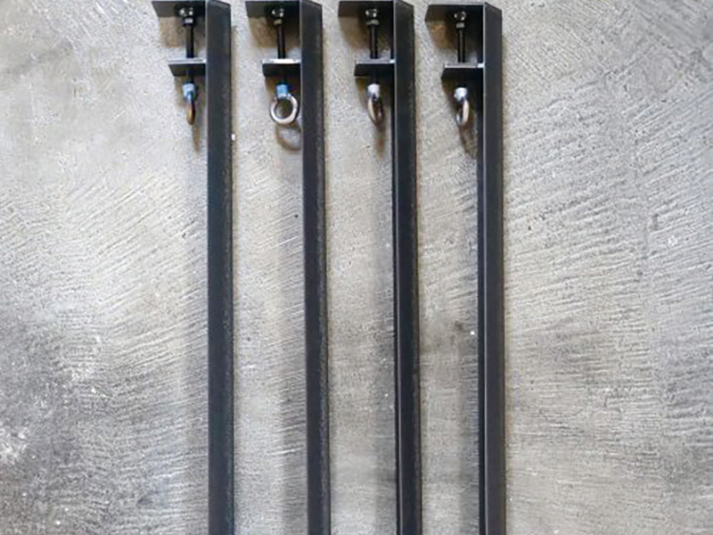 グランプ鉄脚「ジラフ 〜Giraffe〜」アイデア次第で使い方は無限大!