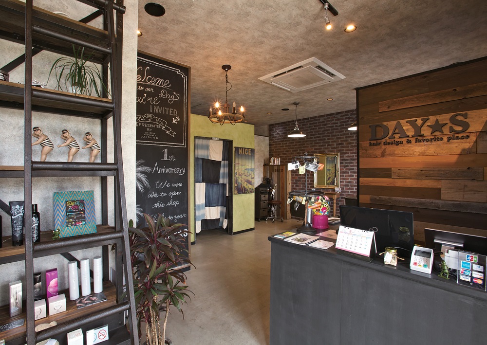 夏のヘアアレンジや透明感カラーを提案 ！『DAY★S』で綺麗・可愛いを見つけよう!