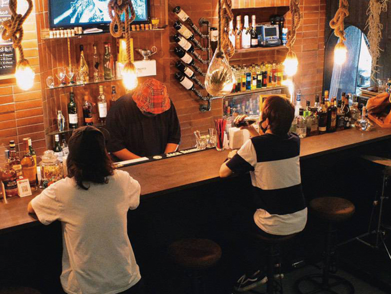 夜カフェ＆バーがJR丸亀駅南口すぐにOPEN！