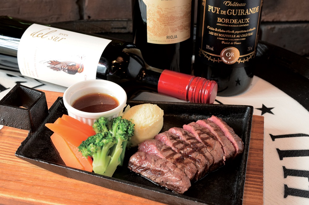 『STEAK×WINE　LIMIT　DISH』気軽に立ち寄れる今話題の「肉バル」がＯＰＥＮ