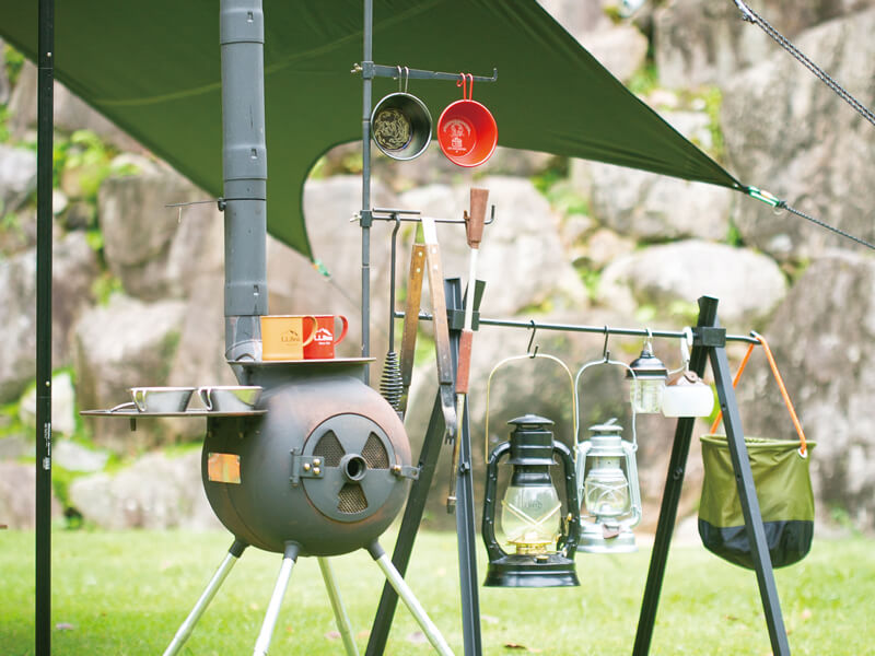 手ぶらで行けて温泉も楽しめる初心者でも安心なハイブリッドキャンプ場！