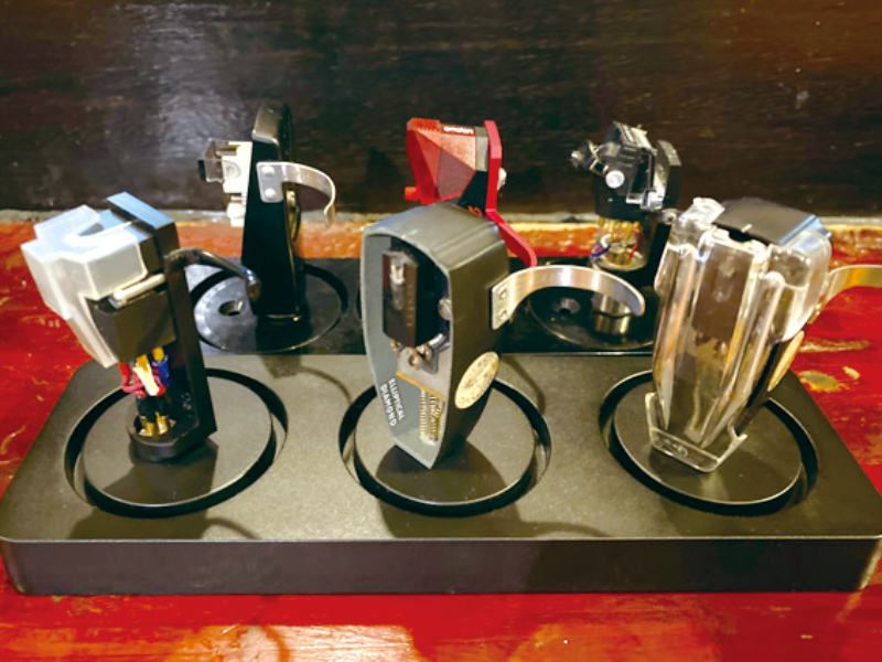 アナログレコードの本物の音を聴けるジャズ喫茶