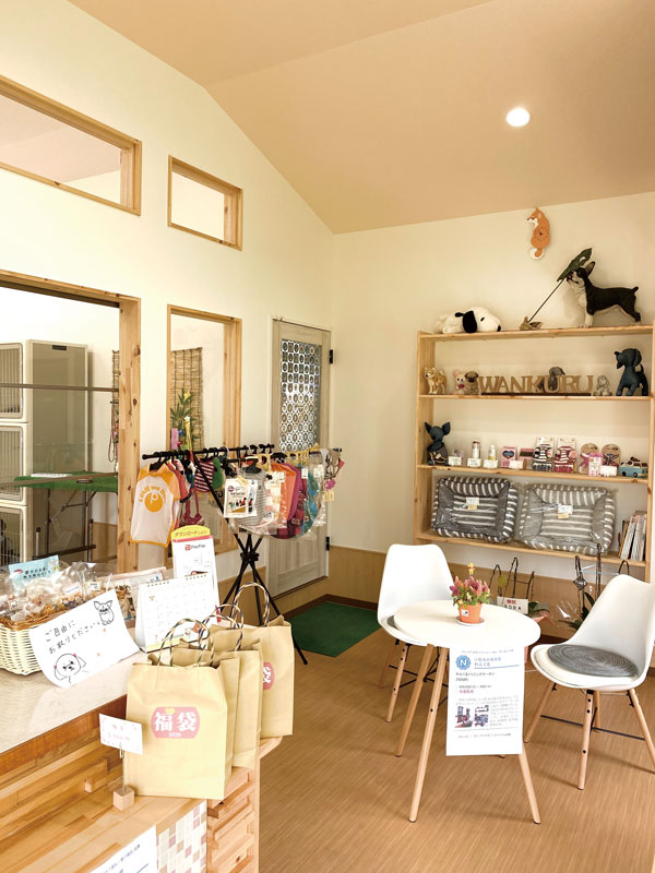 丁寧な施術でワンちゃんも安心！