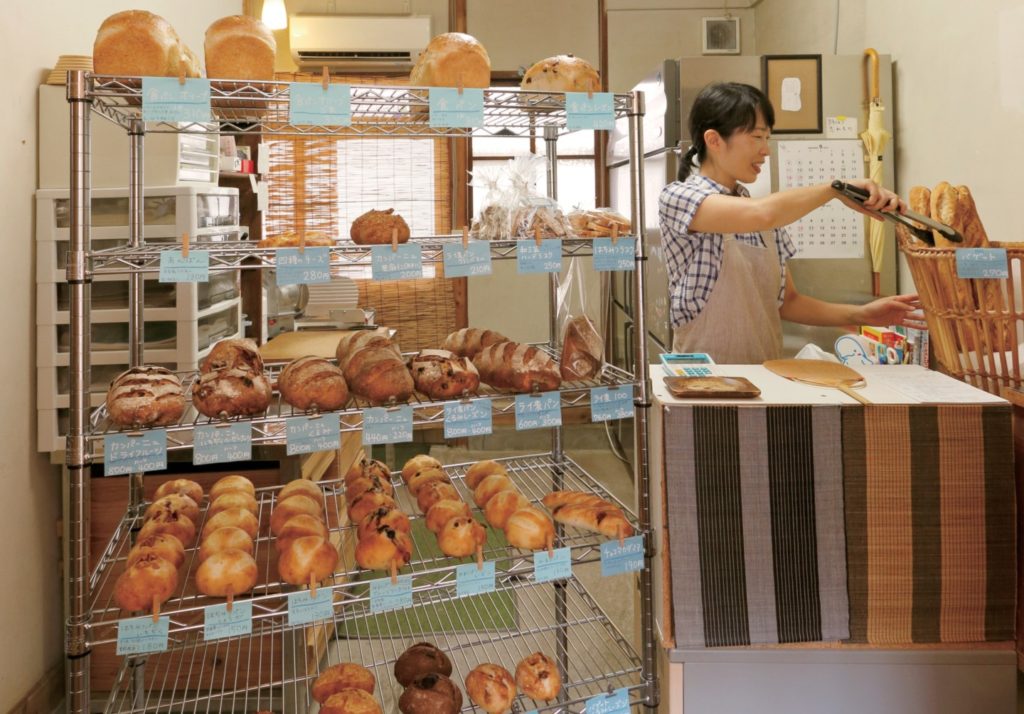 『ＢＡＫＥＲＹ　ＫＵＫＫＩＡ』国産小麦の優しい美味しさ♪こだわりハードパンに癒される