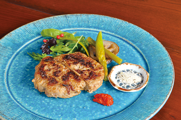 『鉄板焼 ふじいさん　テッパンヤキ フジイサン』落ち着いた空間で逸品を堪能できる鉄板焼専門店