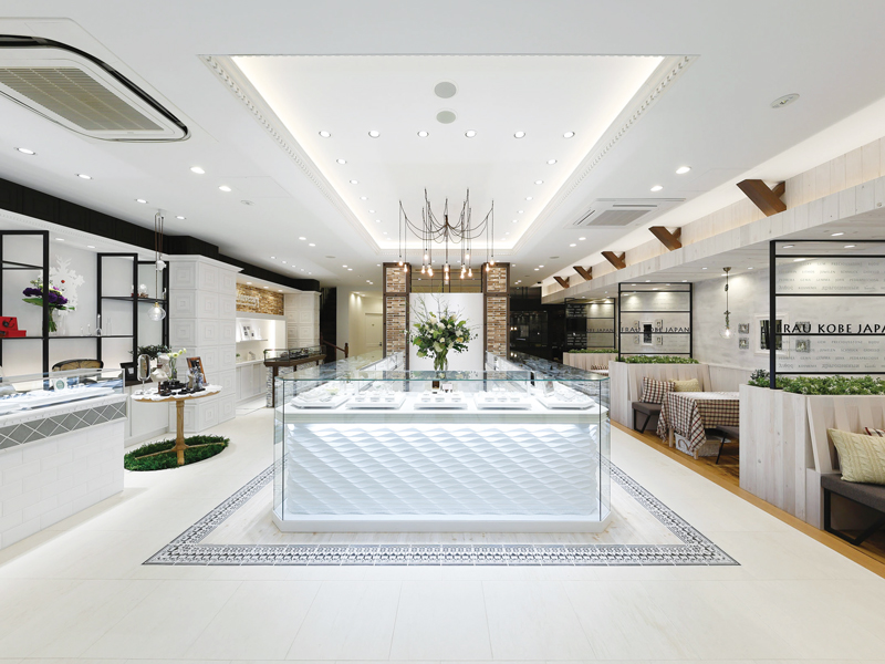 『FRAU KOBE JAPAN 香川高松店』フラウコウベより、新作サマーコレクションが登場！【香川県高松市丸亀町】