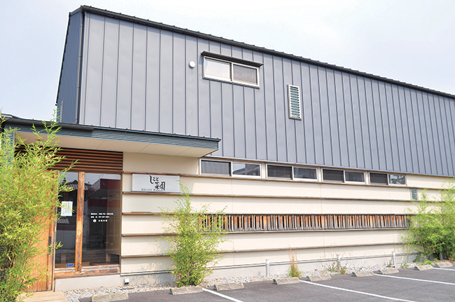 『しらと菜園』栄養価の高い“生きた”野菜を使用♪愛する人に食べてほしい理想の御膳