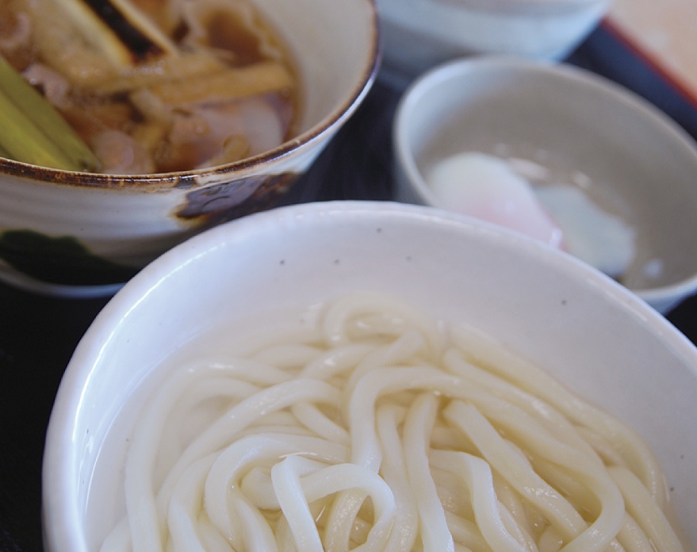 『金倉製麺 おかや』オリジナルつけ麺のバリエーションに注目！