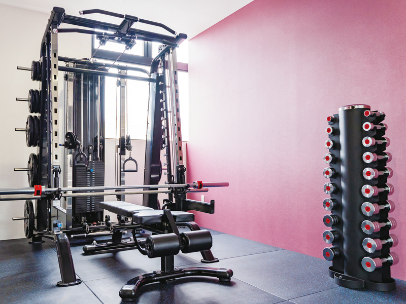 【新様式フィットネスジム】 憧れのマイルームで 理想のボディを手に入れろ！