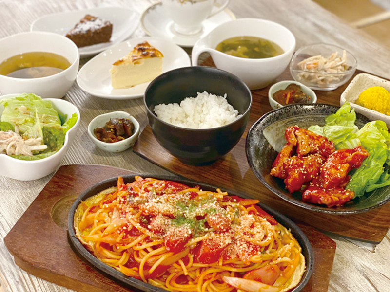 フレンチ仕込みのランチやスイーツが楽しめる！