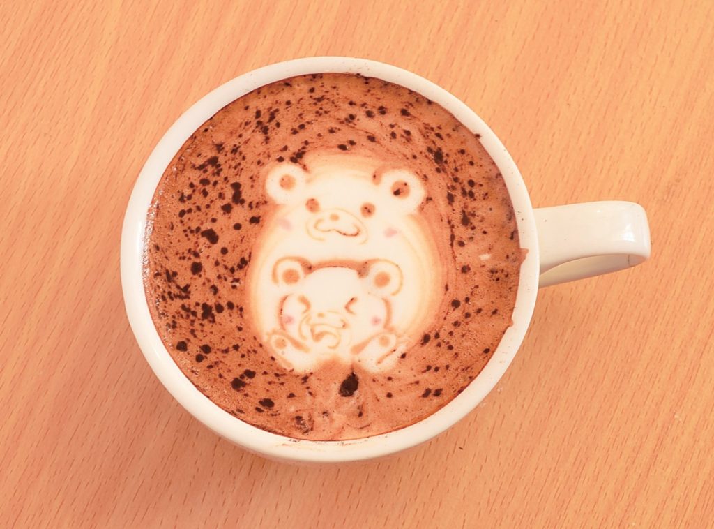 『J　current　COFFEE』大会で優勝経験のあるバリスタが描く種類豊富でキュートなラテアート