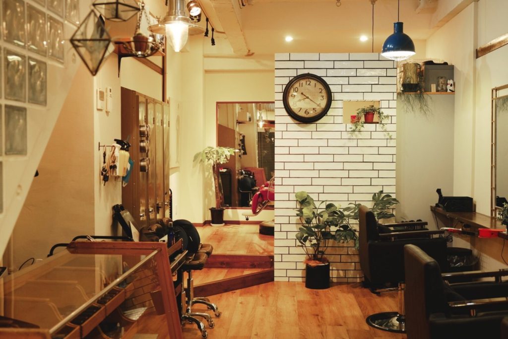 月曜日もＯＰＥＮ　ドリンクも充実☆リラックスできる隠れ家サロン