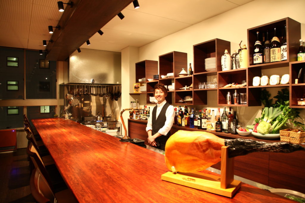 『onseん』探してみてください。意外と近くにあります。たどり着いた店内には癒しの空間が・・・