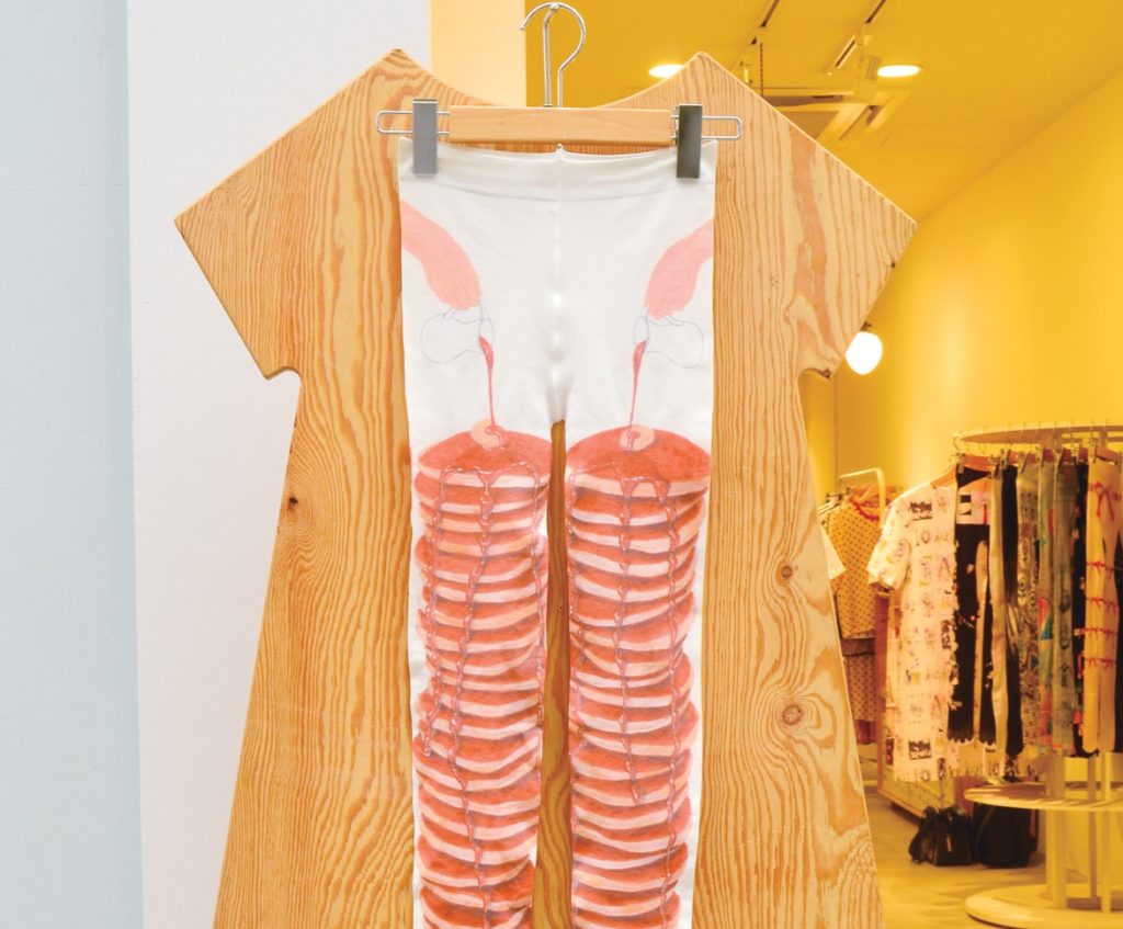 身まとう色とりどりのアート！ワンピースとタイツのお店がＯＰＥＮ