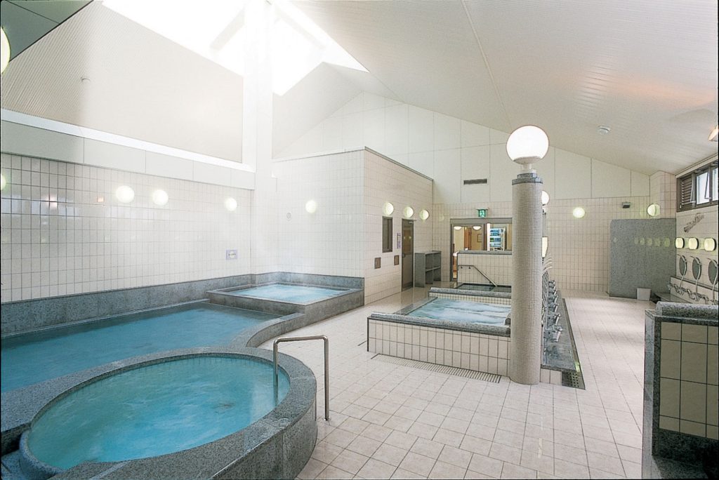 家族、友達とゆっくり浸かって日頃の疲れを癒そう！