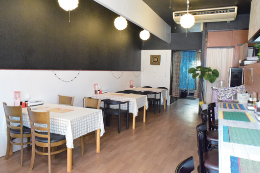 『Indian Restaurant Aris Kitchen』絶品本格カレーが味わえるお店