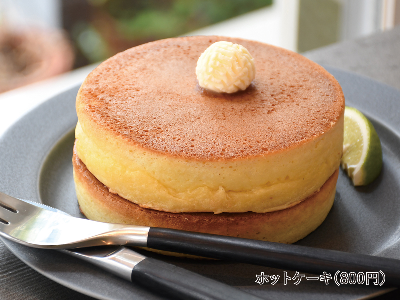 人気かき氷店が冬季限定で喫茶営業開始手作りのホットケーキとシロップが絶品！