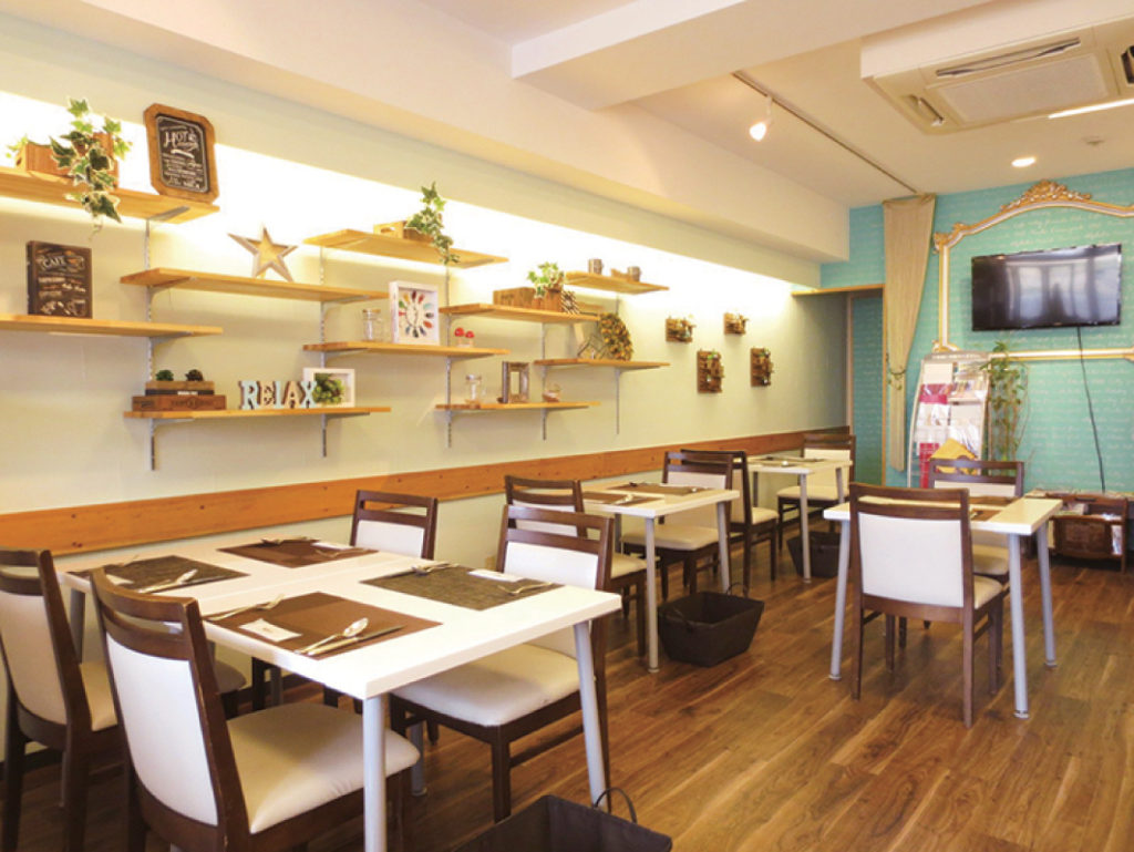 『Dessert salon sucre』スイーツが彩る美しく芸術的な一皿