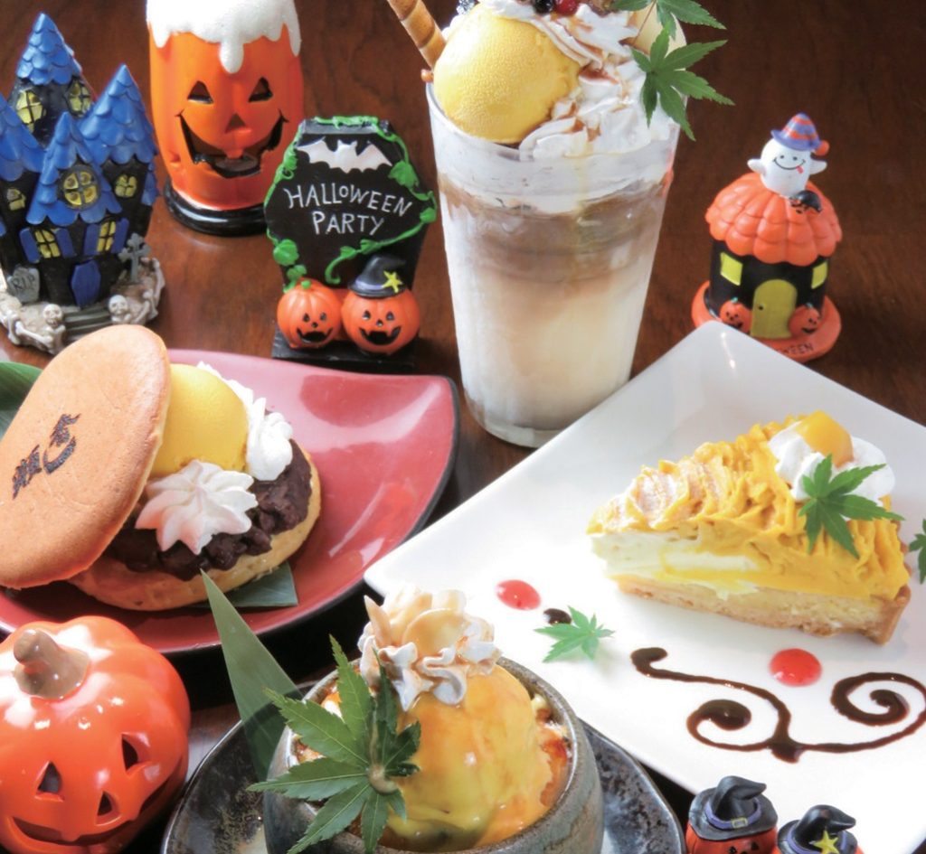 誰もが楽しめる本がラインナップ♪ゆったりと素敵な時間を楽しめるカフェ