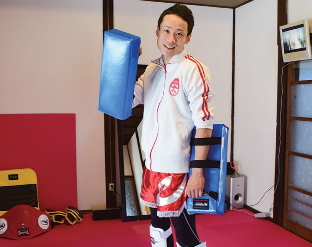 女性限定で安心！気軽に楽しめるキックボクササイズ