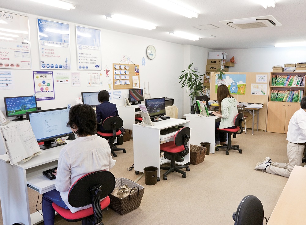 小学生からスタートできます！プログラミングを通じて論理的思考・創造力を身につけよう。