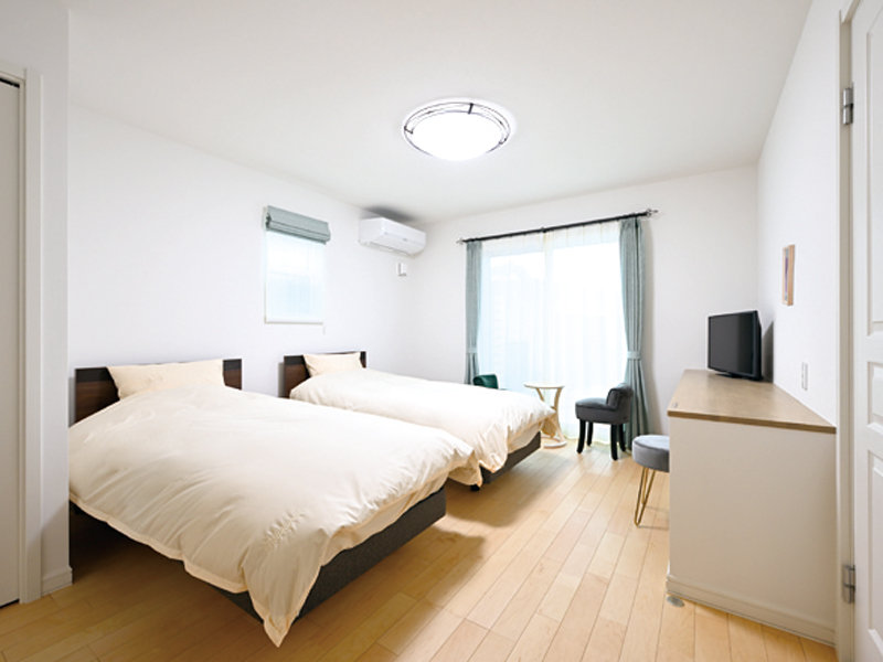 小豆島の美しい景観に溶け込む小さなホテル