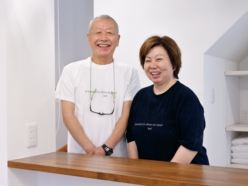 小豆島の美しい景観に溶け込む小さなホテル