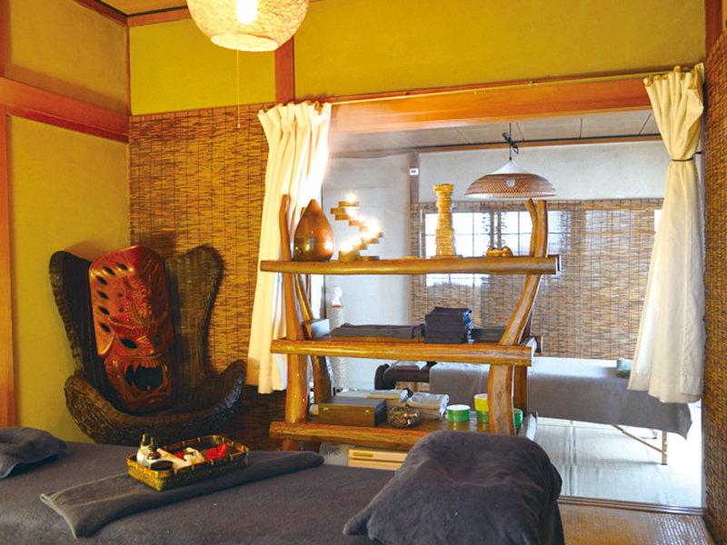 本格マッサージが受けられる古民家サロン