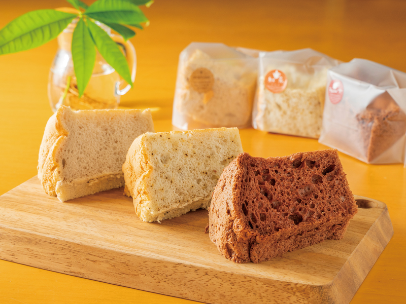 幸せな時間を運ぶとっておきスイーツふわふわシフォン&焼菓子でおうち時間を楽しもう